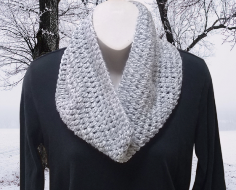 Chunky Grey and White Cowl   $18.00